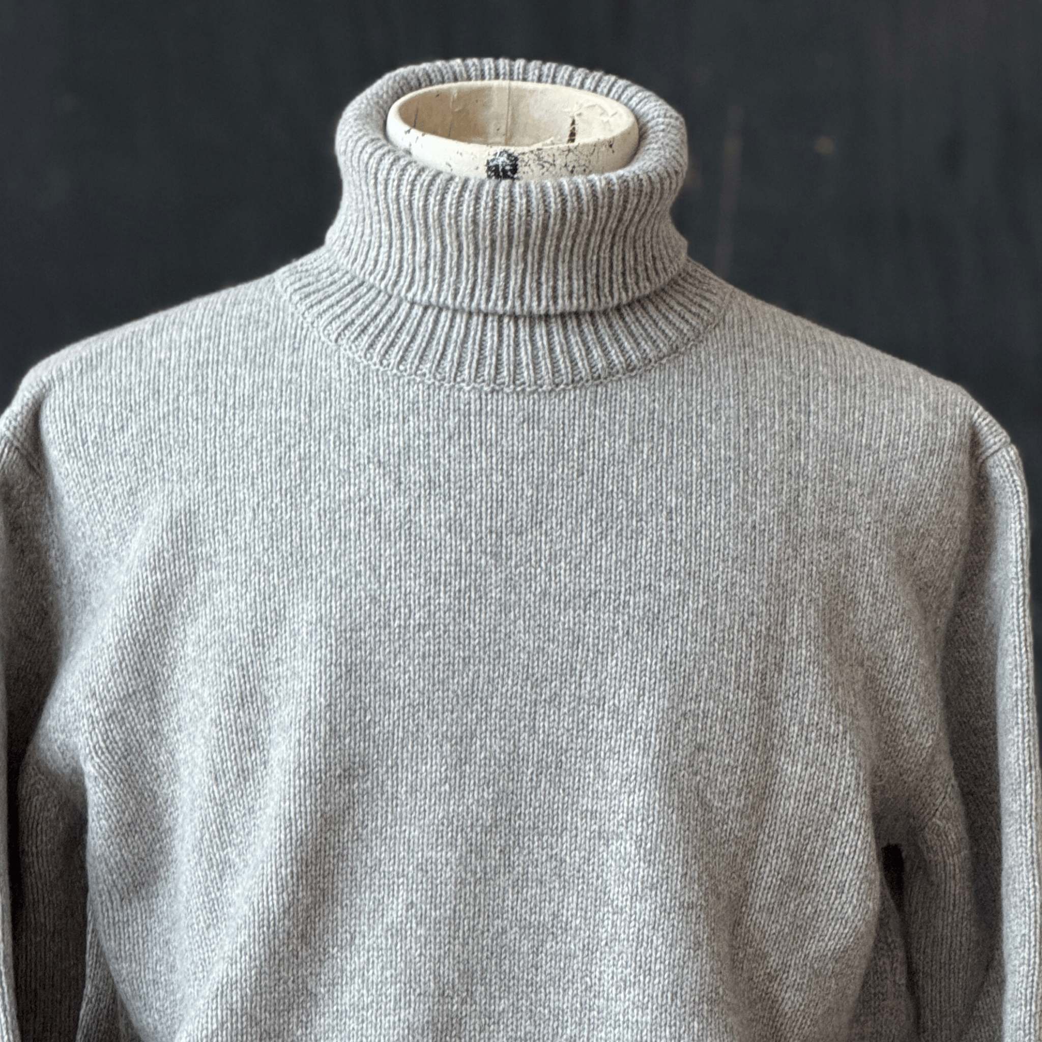 未使用  JOHN STERNER / Oland Turtle neck The Öland Sweater Grey John Sterner by Alexander Stutterheim