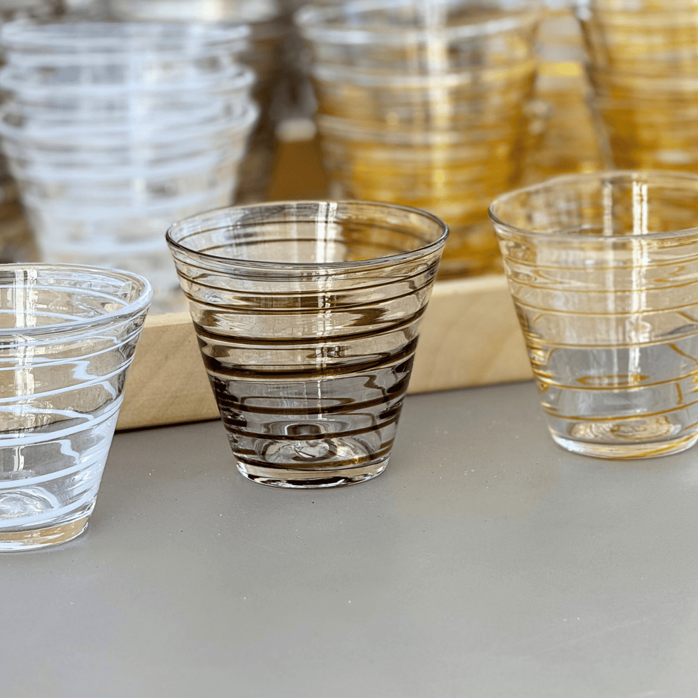 Glas litet rand Kaffe