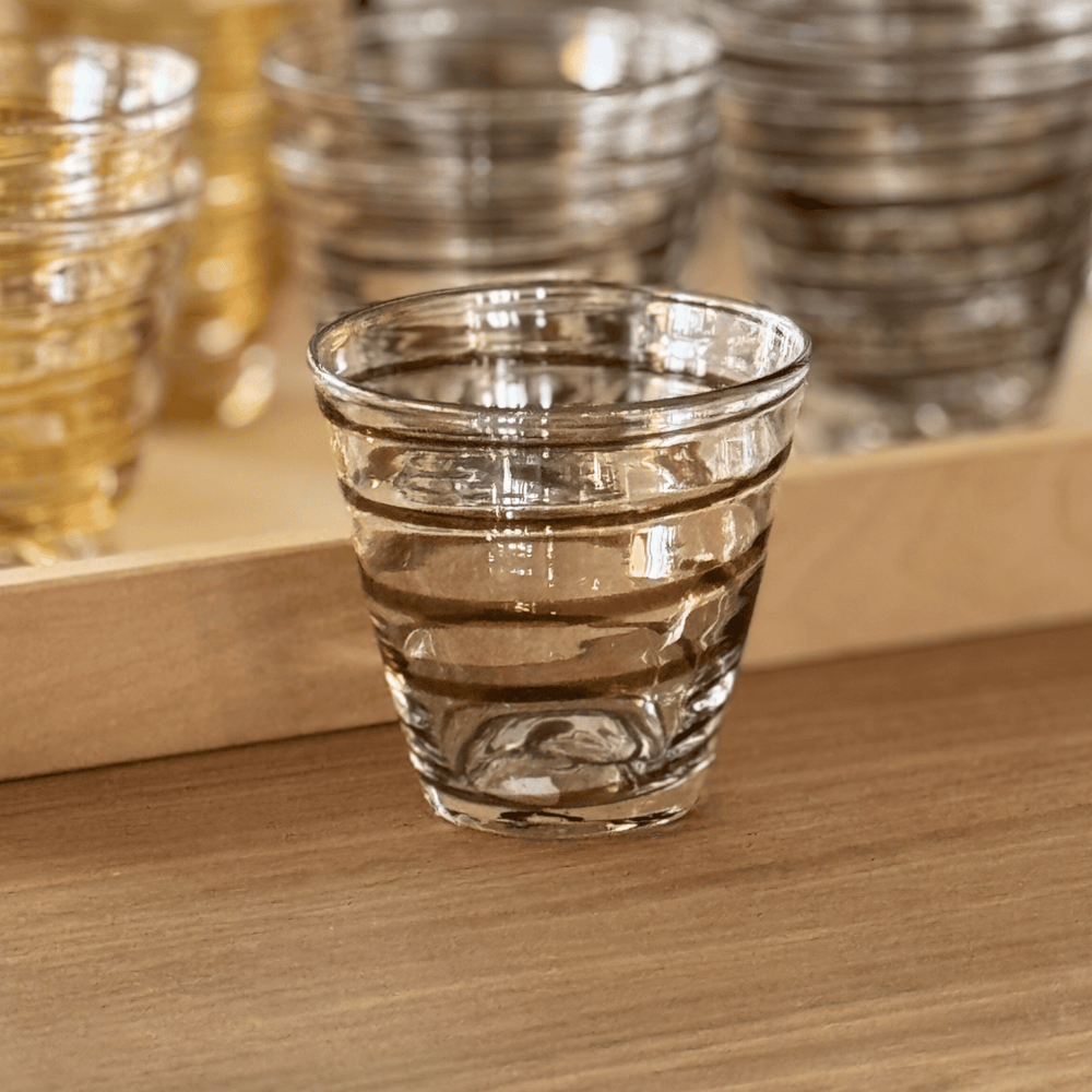 Glas litet rand Kaffe