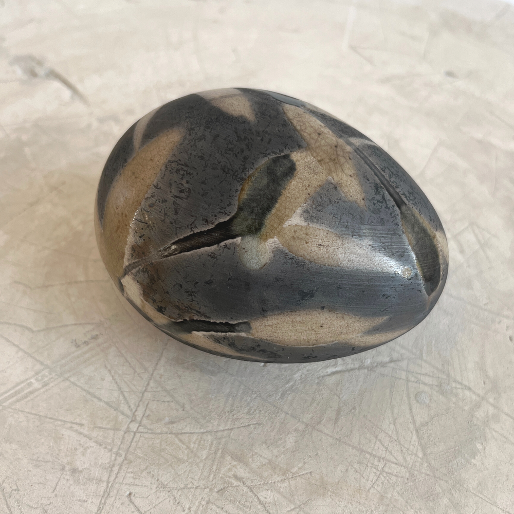 
                  
                    Raku egg mini
                  
                