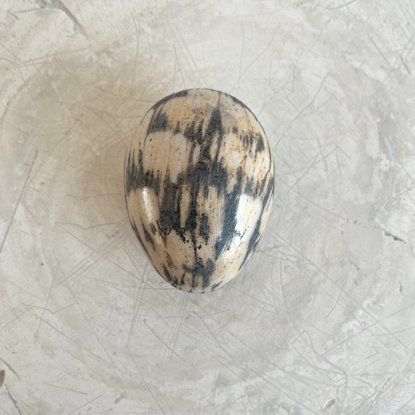 
                  
                    Raku egg mini
                  
                